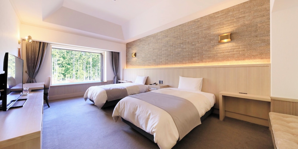 ロイヤル スイート 客室3 | ヴィラ・ザ・クラブ 御殿場ウエスト