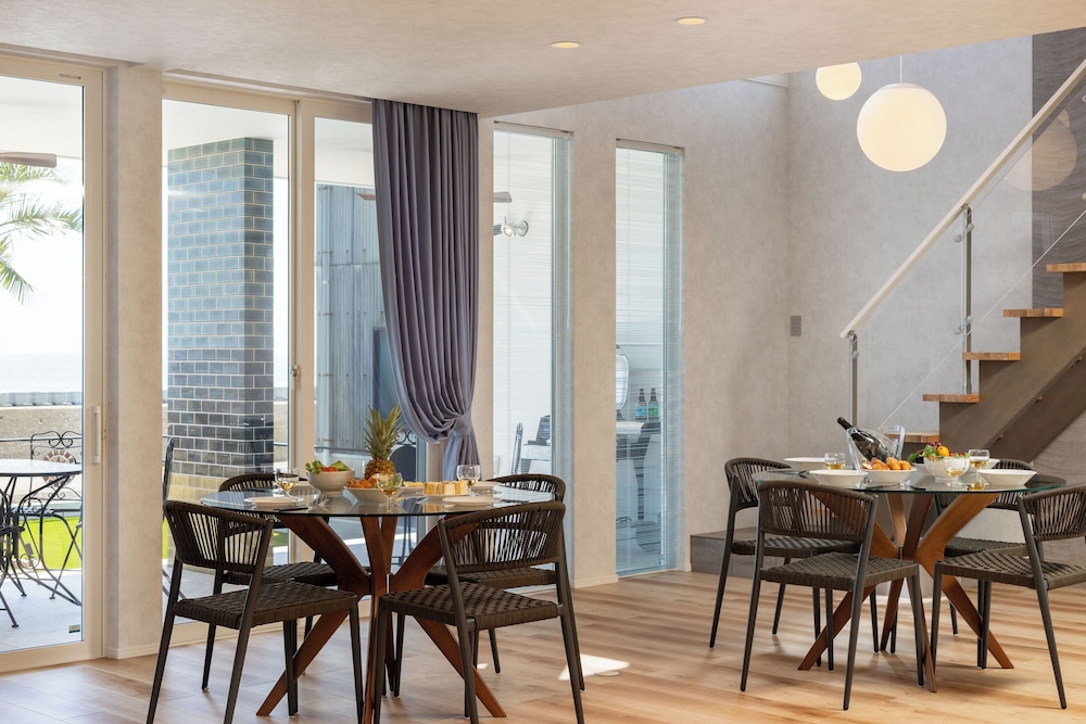 ラグジュアリー ヴィラ オーシャンビュー リビング エリア8 | VERDA RICO