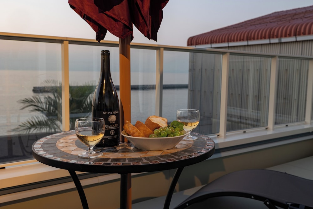 ラグジュアリー ヴィラ オーシャンビュー テラス / パティオ2 | VERDA RICO