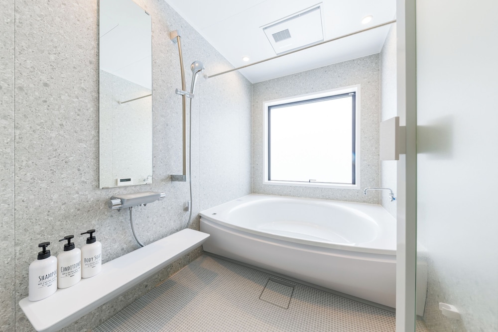 ヴィラ バルコニー ビーチビュー バスルーム0 | Yunagi 夕凪