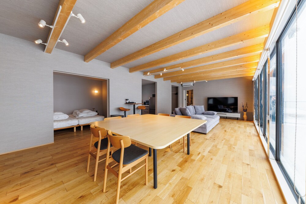 ヴィラ バルコニー ビーチビュー 内装1 | Yunagi 夕凪