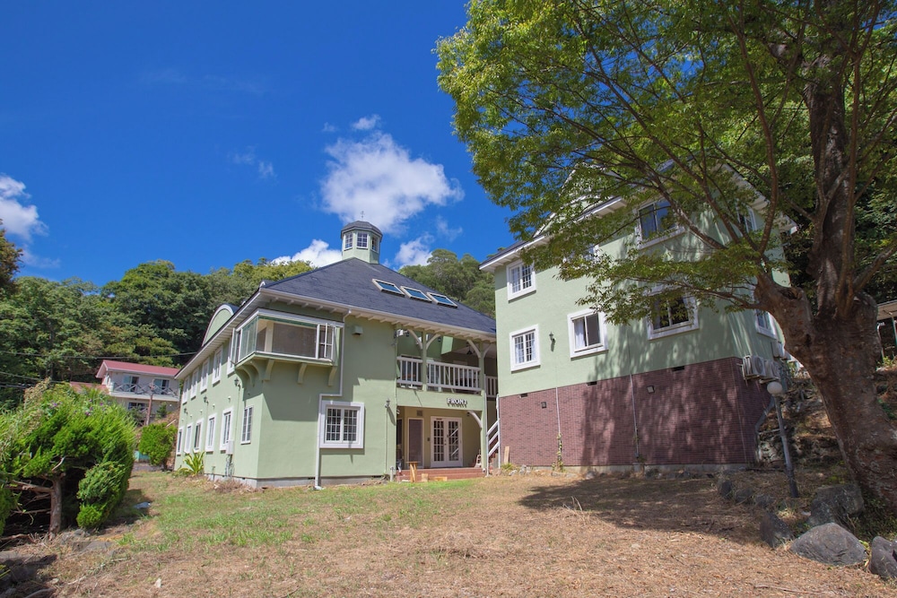 The Lighthouse Seaside Inn