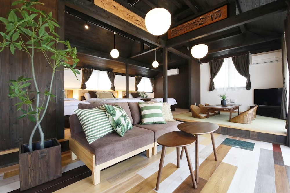 ヴィラ 客室3 | 琉球古民家 山川邸