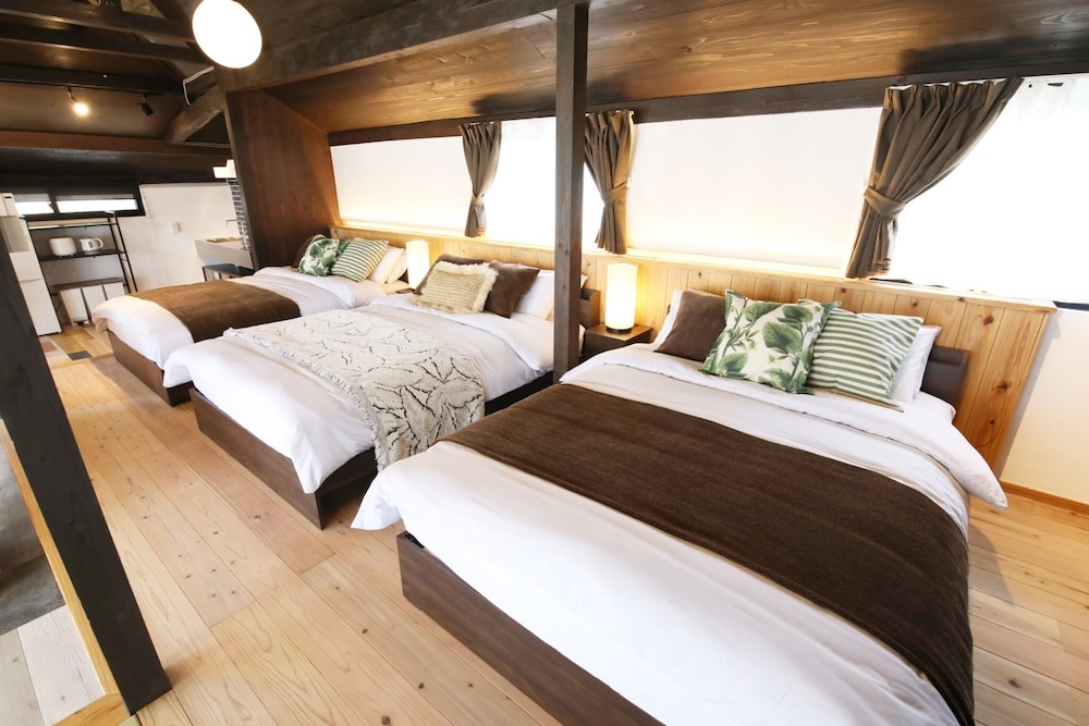 ヴィラ 客室2 | 琉球古民家 山川邸