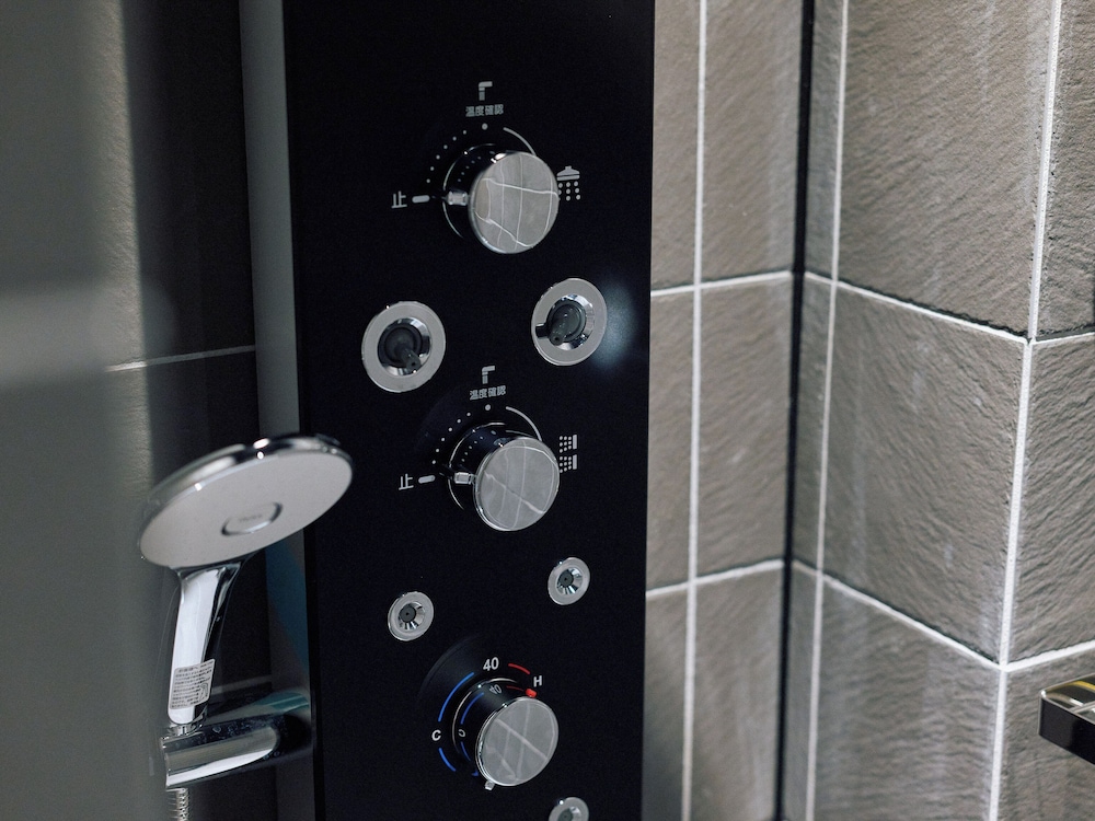 ヴィラ バスルーム5 | 今昔荘 大阪 天保山 -米商・魚商ｰ