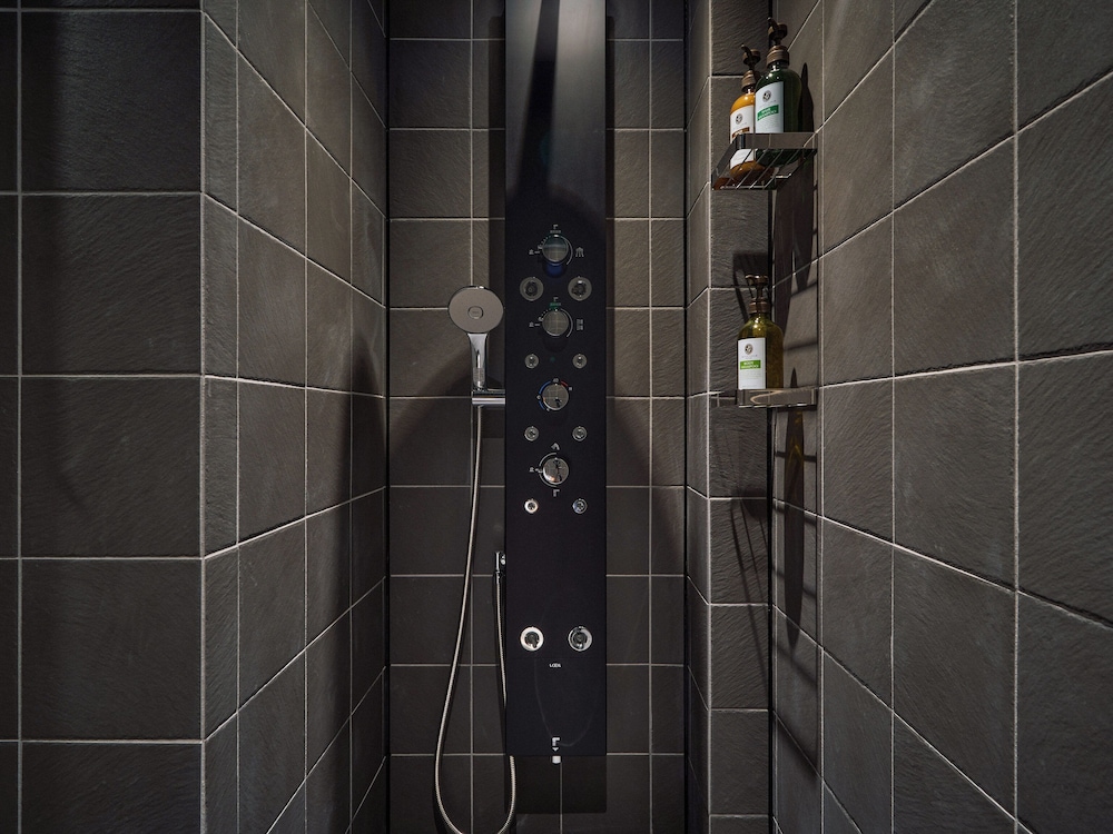 ヴィラ バスルーム6 | 今昔荘 大阪 天保山 -米商・魚商ｰ