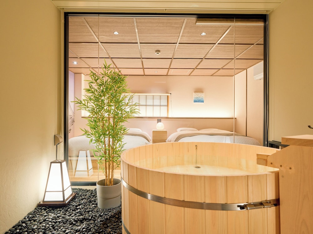 ヴィラ バスルーム2 | 今昔荘 大阪 天保山 -米商・魚商ｰ