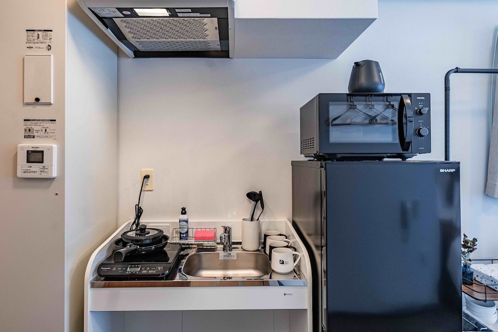 コンフォート ツインルーム バルコニー シティビュー 専用キッチン1 | b&Tsutenkaku