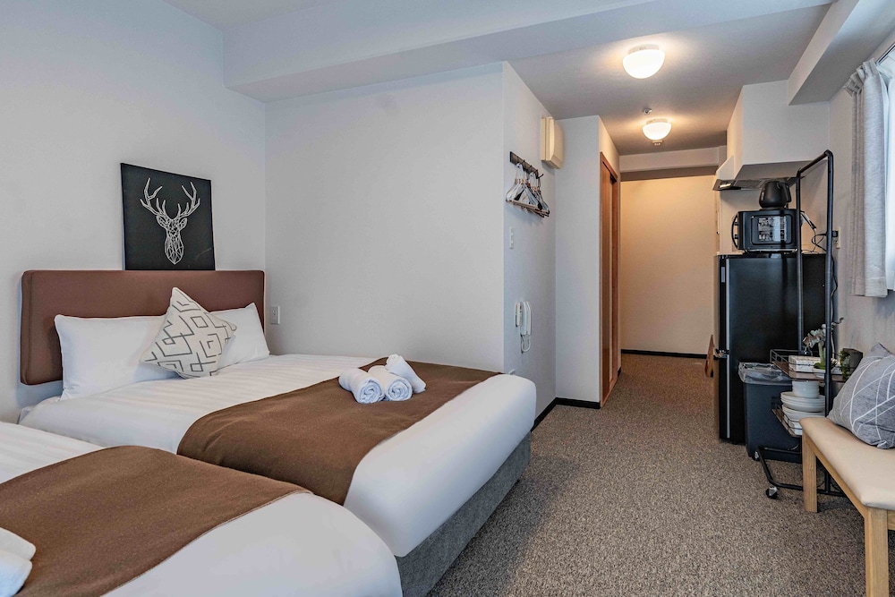 コンフォート ツインルーム バルコニー シティビュー 客室7 | b&Tsutenkaku