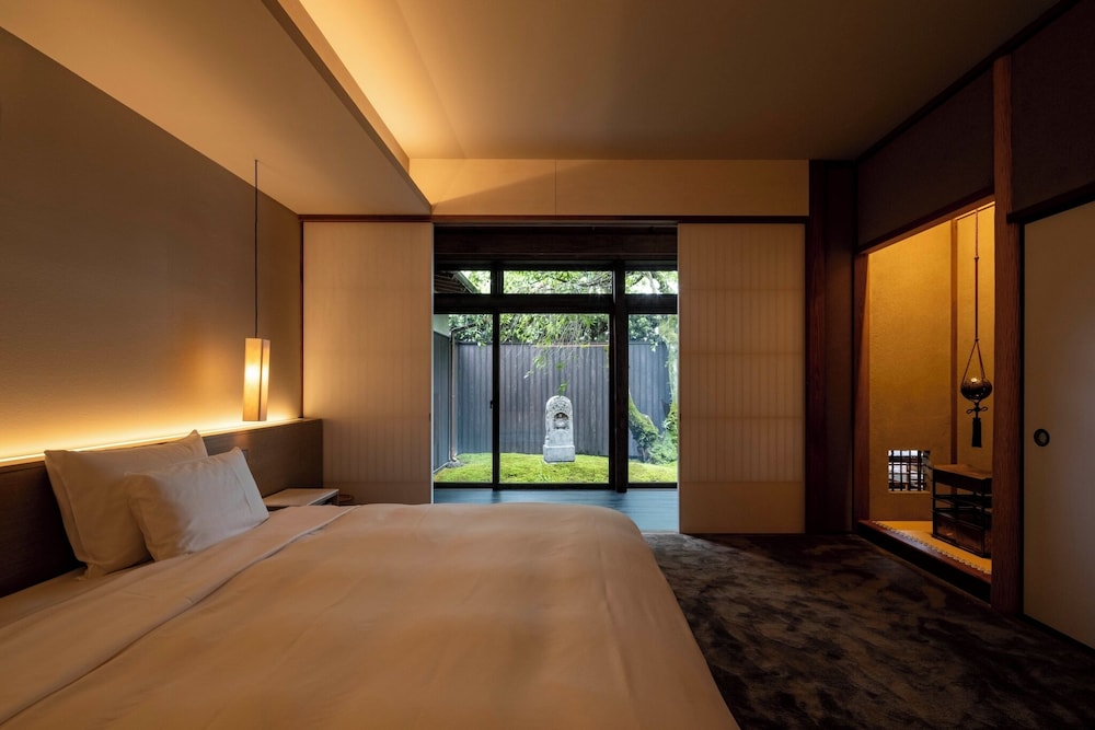 客室1 | 桃山温泉 月見館