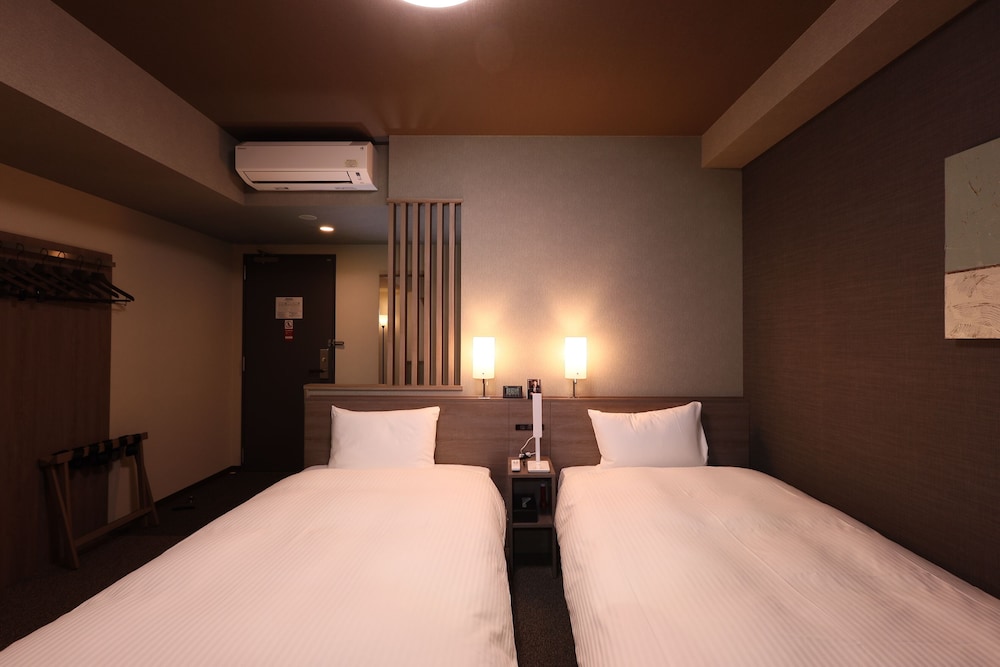 ツインルーム 禁煙 | ホテルルートイン下妻