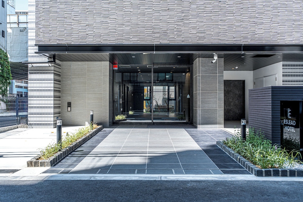 施設の正面1 | エスリードホテル難波道頓堀イースト