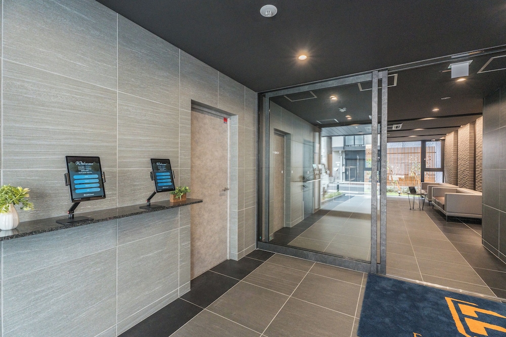 フロント1 | エスリードホテル難波道頓堀イースト