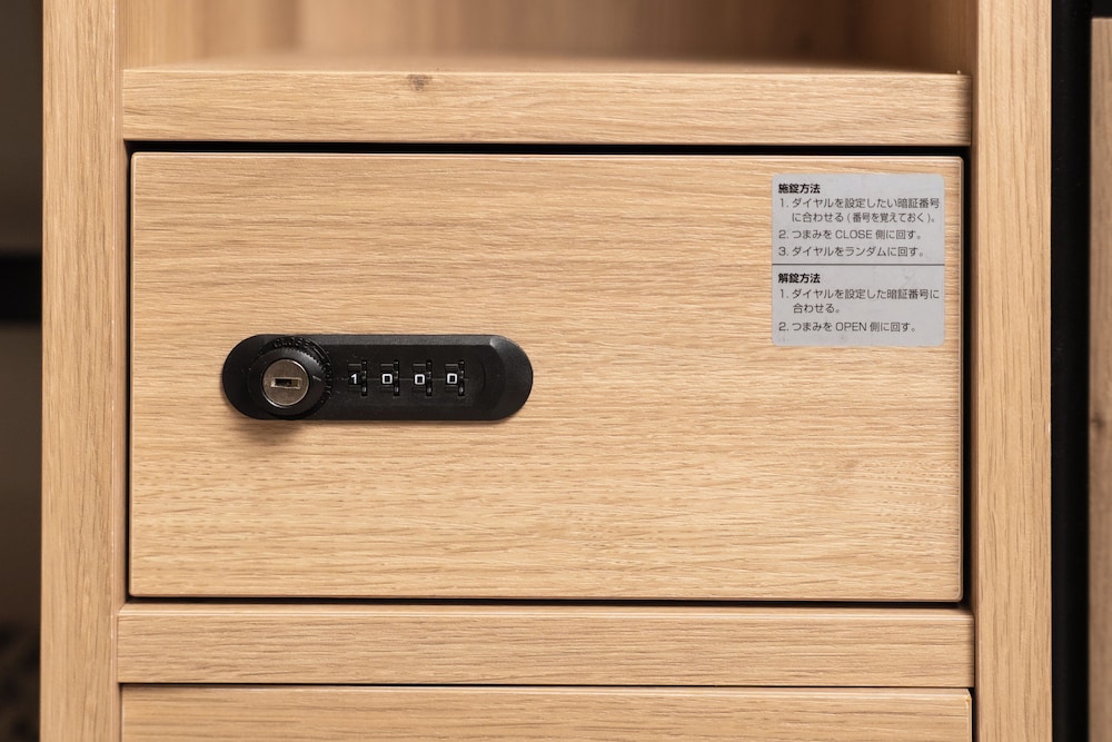 ダブルルーム セーフティボックス0 | 変なホテルエクスプレス大阪 なんば日本橋