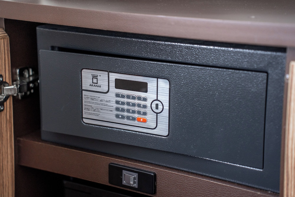 セミダブルルーム 禁煙 セーフティボックス0 | 変なホテルエクスプレス大阪 なんば日本橋アネックス