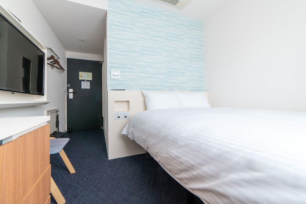 セミダブルルーム 禁煙 | 変なホテルエクスプレス大阪 なんば日本橋アネックス