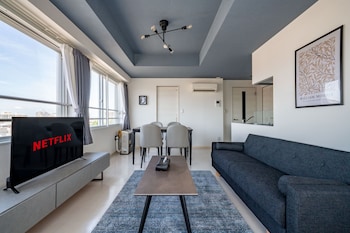 HILLSGARDEN 405