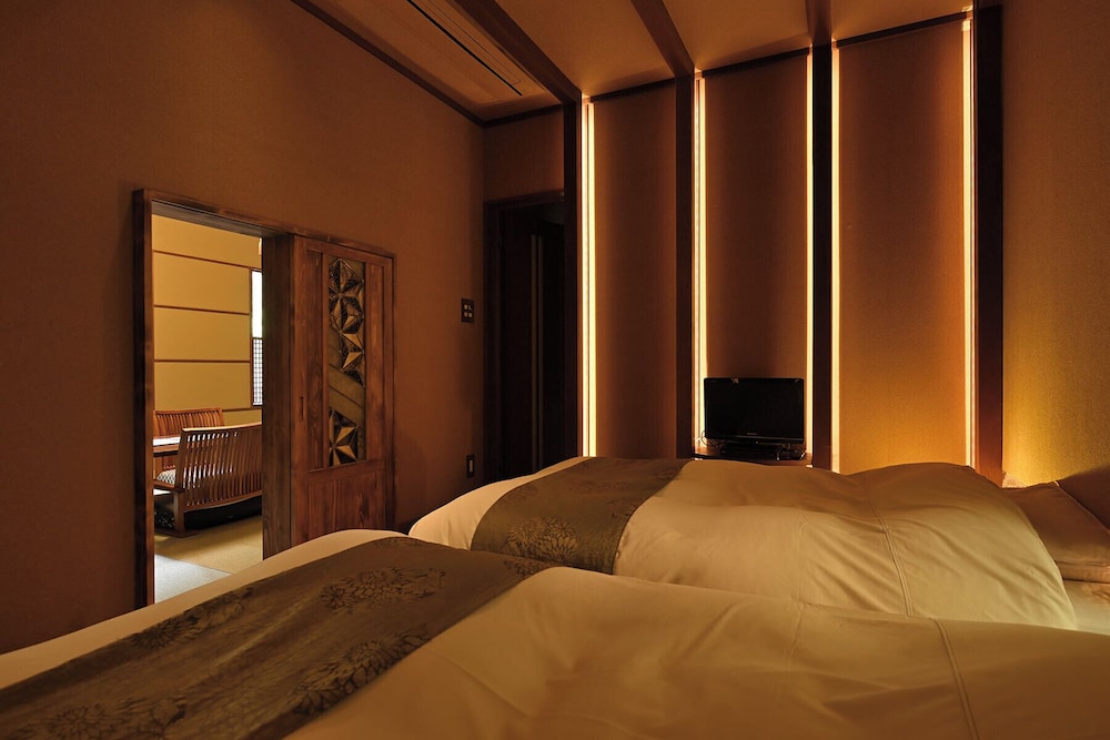 スペシャルルーム露天風呂付きあせび206 禁煙 客室3 | 塔之沢温泉 山の茶屋