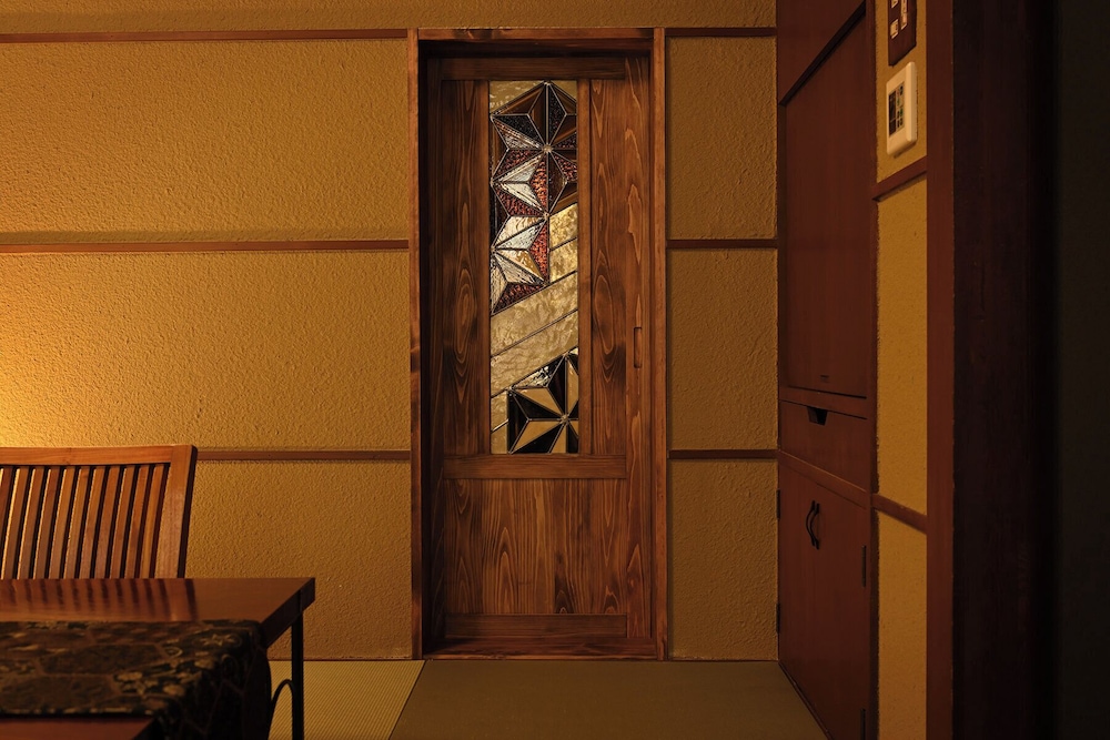 スペシャルルーム露天風呂付きあせび206 禁煙 客室6 | 塔之沢温泉 山の茶屋