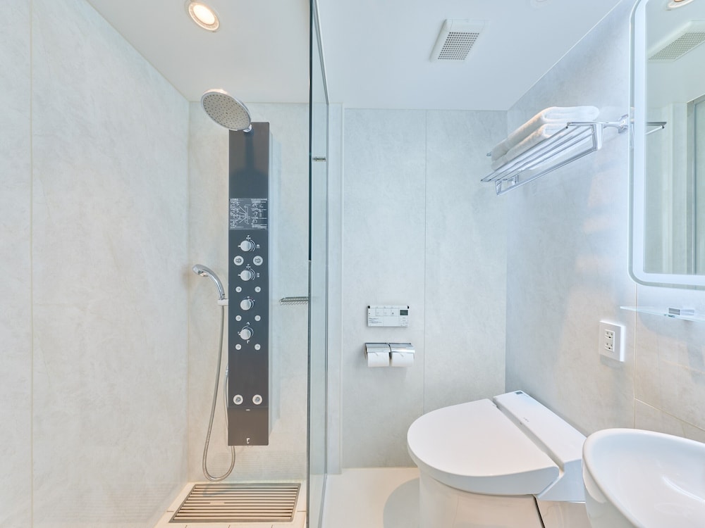 ダブル14sqm 禁煙 バスルーム0 | ホテル ヴィラフォンテーヌ東京日比谷