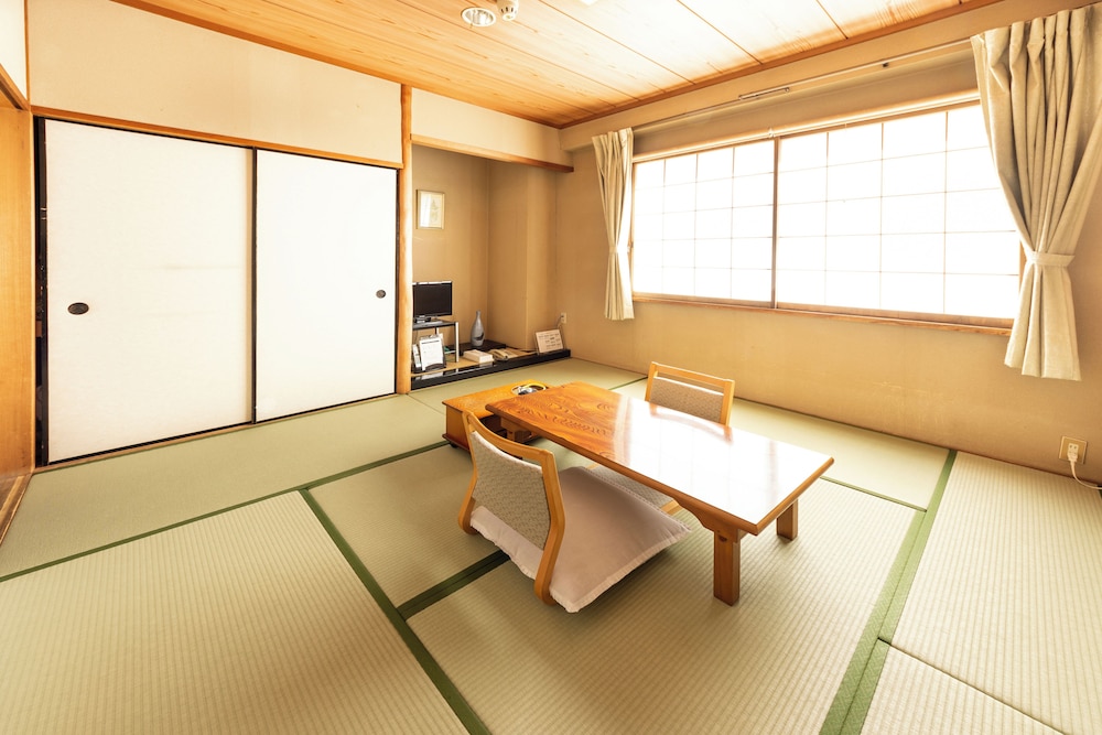 和室 (22㎡) 禁煙 | 松浦シティホテル