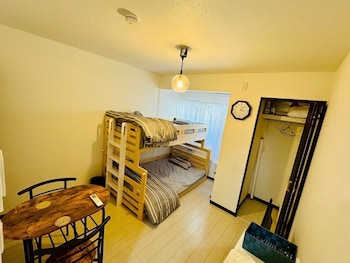 551-0001 大阪府大阪市大正区三軒家西２丁目２０−６ 10