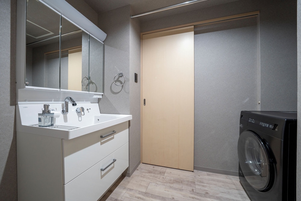 ランドリー ルーム1 | GRACE GARDEN 802 ランドリー ルーム1 | GRACE GARDEN 802