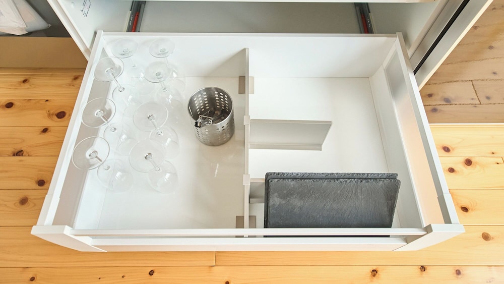 ヴィラ 3 ベッドルーム ガーデンビュー 専用キッチン8 | オーシャンヴィラ鳴門