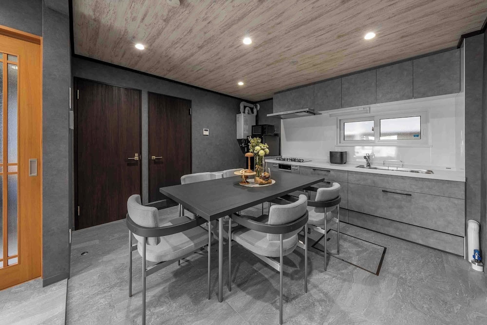 ダイニングルーム1 | THE EXSTRA