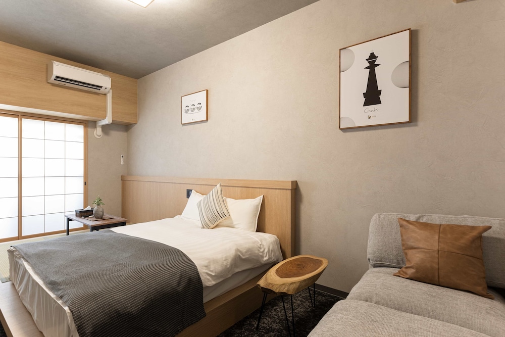 コンフォート アパートメント バルコニー シティビュー 客室1 | b&Namba3