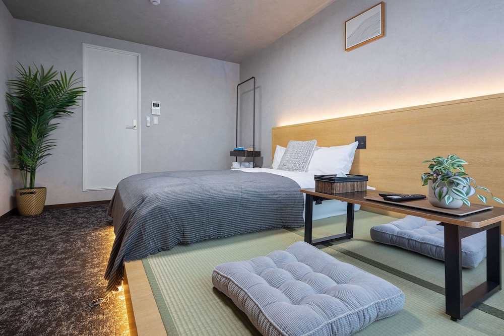 コンフォート ルーム バルコニー シティビュー 客室1 | b&天下茶屋3号店