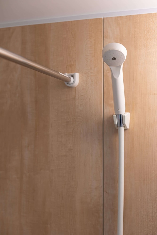 コンフォート ルーム バルコニー シティビュー バスルーム1 | b&天下茶屋3号店