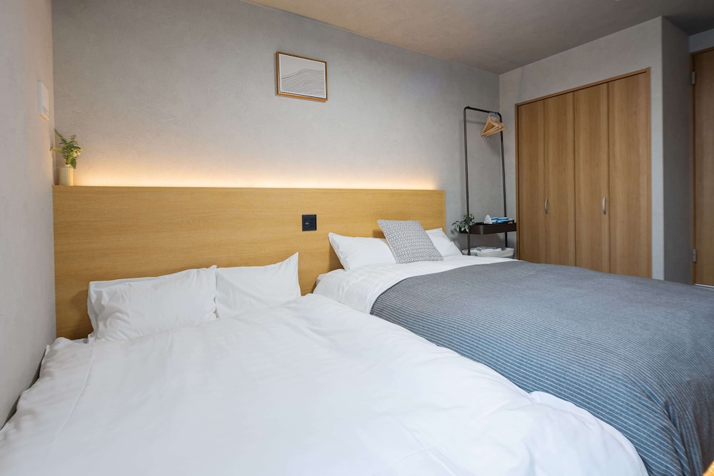 コンフォート ルーム バルコニー シティビュー 客室3 | b&天下茶屋3号店