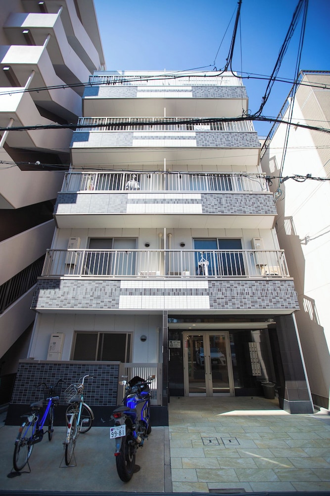 メインイメージ | b&今里店