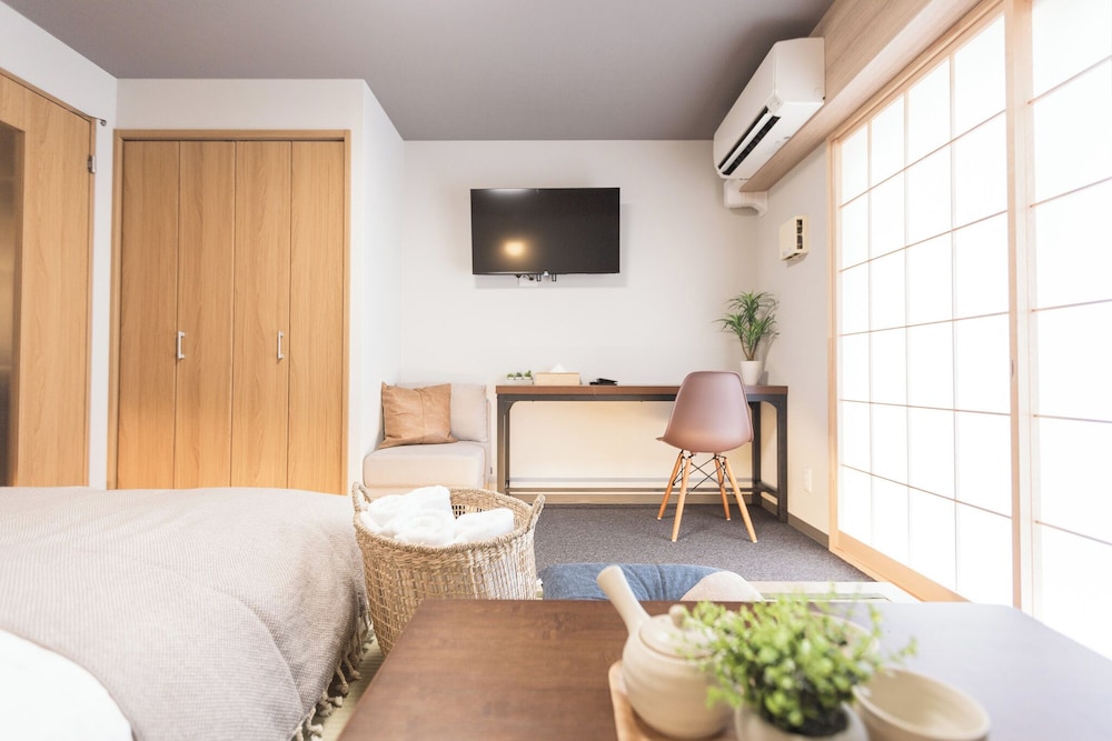 ファミリー アパートメント バルコニー シティビュー 客室6 | b&今里店