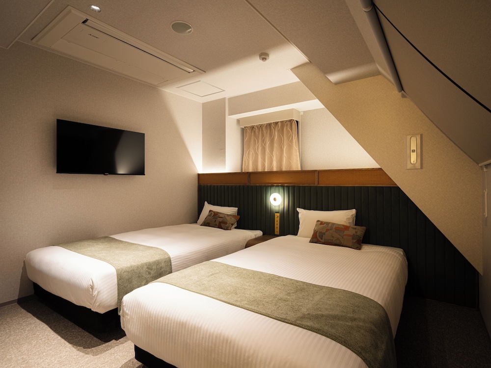 スーペリア ツインルーム 客室4 | R HOTEL RE.OSAKA NAGAI PARK