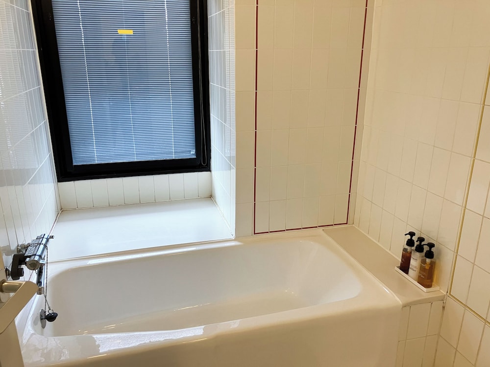 ツインルーム 禁煙 バスルーム0 | ホテルリブマックス那覇波の上Ⅱ