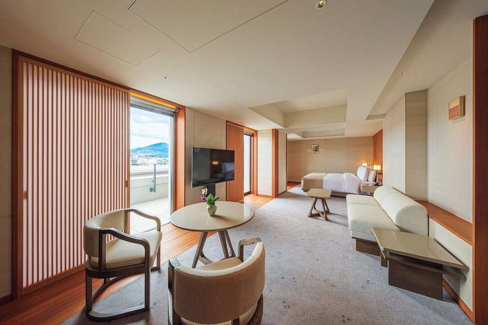 ジュニアスイートキングバルコニー付き | 帝国ホテル 京都