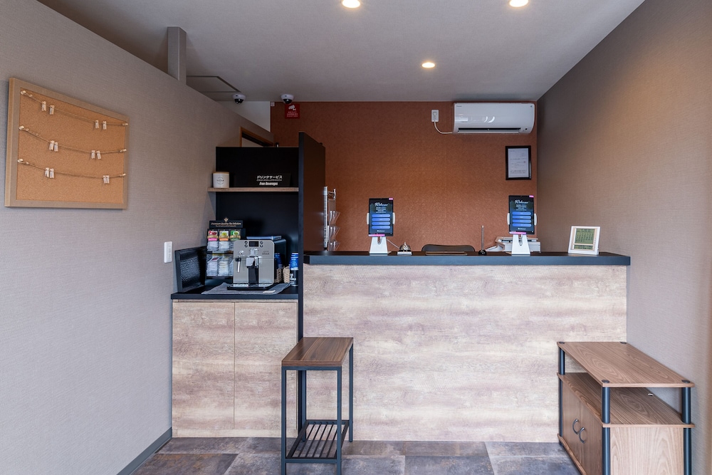 フロント1 | HOTEL R9 The Yard 渋川