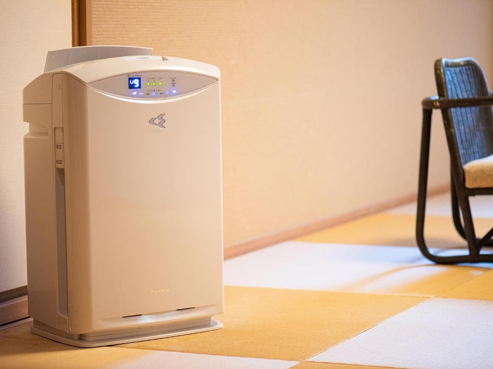 デラックス 4 人部屋 禁煙 客室2 | ホテルサンバレー伊豆長岡