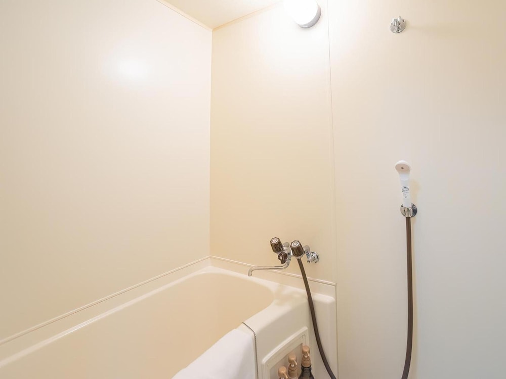 ツインルーム 禁煙 バスルーム0 | ホテルサンバレー伊豆長岡