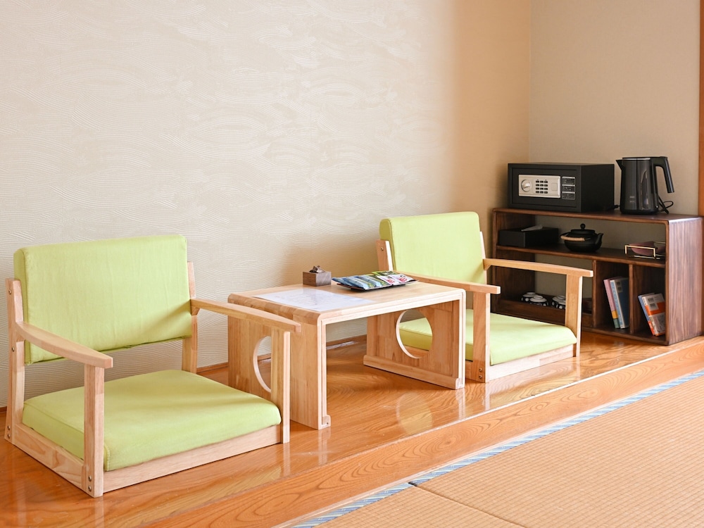 スタンダード ツインルーム 禁煙 マウンテンビュー 客室4 | こまくさホテル