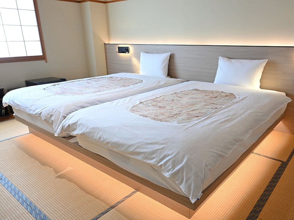 ベーシック ツインルーム 禁煙 マウンテンビュー 客室3 | こまくさホテル