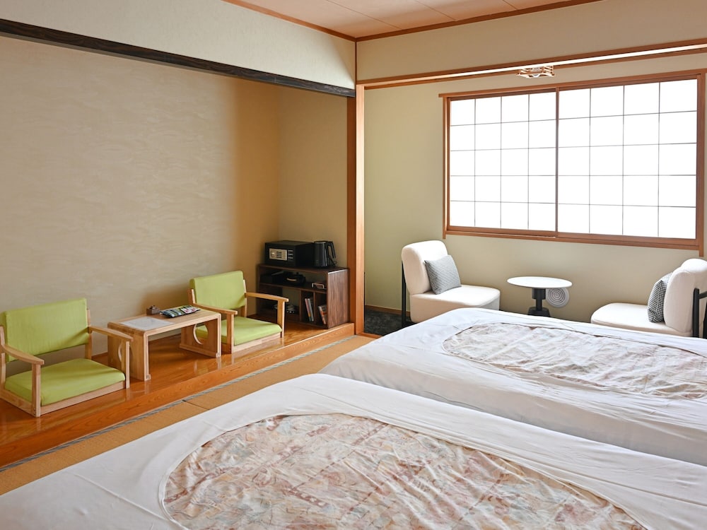 スタンダード ツインルーム 禁煙 マウンテンビュー 客室5 | こまくさホテル