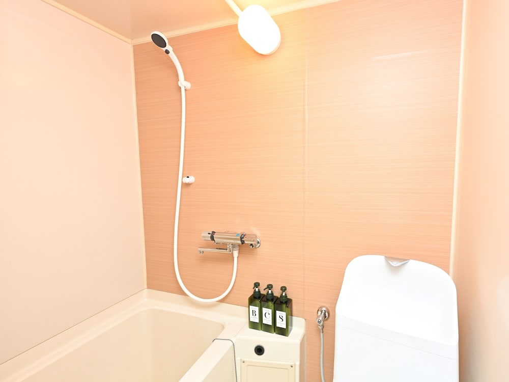 スタンダード ツインルーム 禁煙 マウンテンビュー バスルーム0 | こまくさホテル