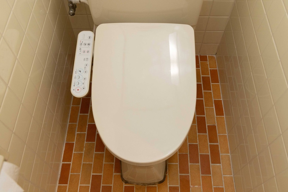 ベーシック アパートメント 禁煙 シティビュー バスルーム2 | Aimer202