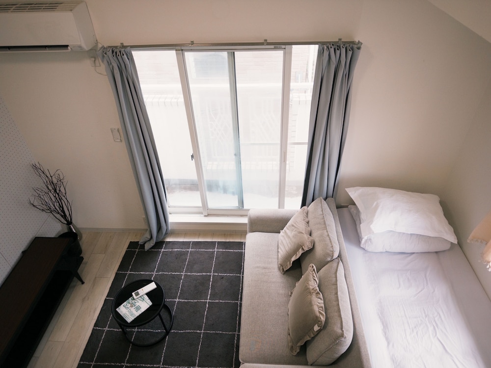 ファミリー デュープレックス バルコニー 客室14 | SHIZUKURIA MINAMIGYOTOKU