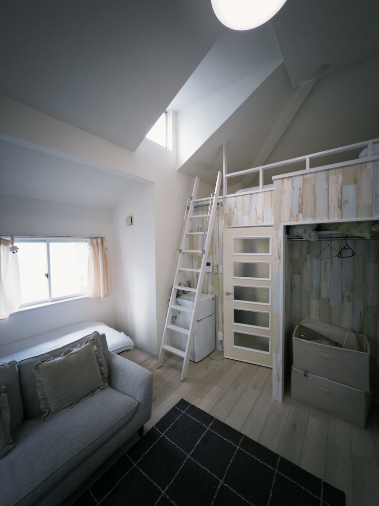 ファミリー デュープレックス バルコニー 客室2 | SHIZUKURIA MINAMIGYOTOKU