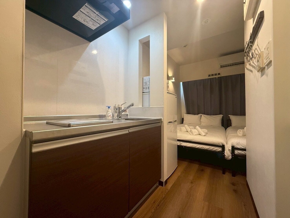 4 人部屋 専用キッチン2 | NeXay美栄橋