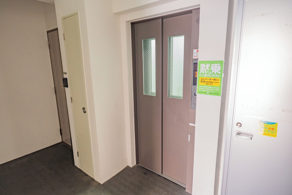 エレベーター1 | NeXay美栄橋